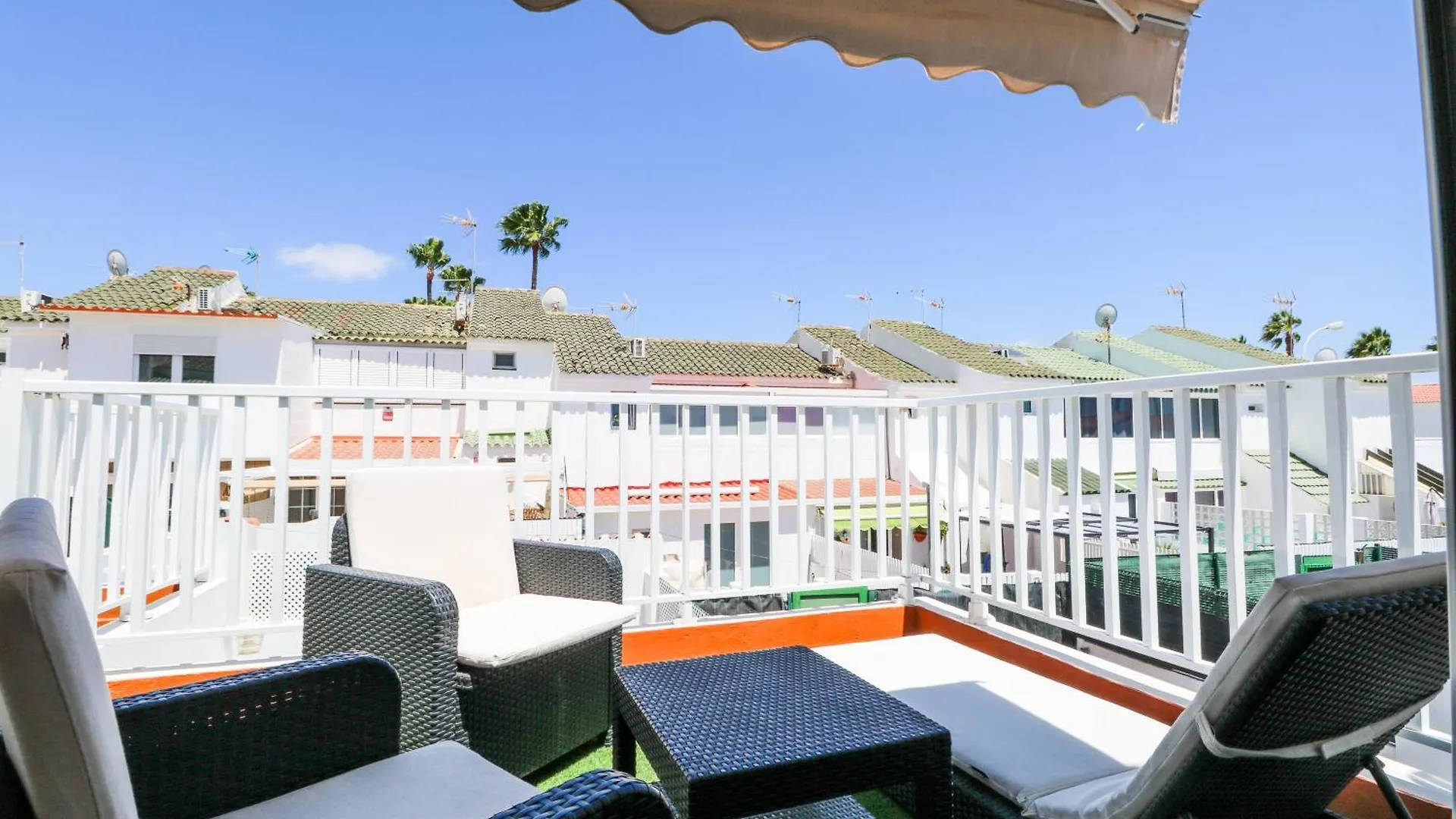 Maspalomas Paradise Retreat